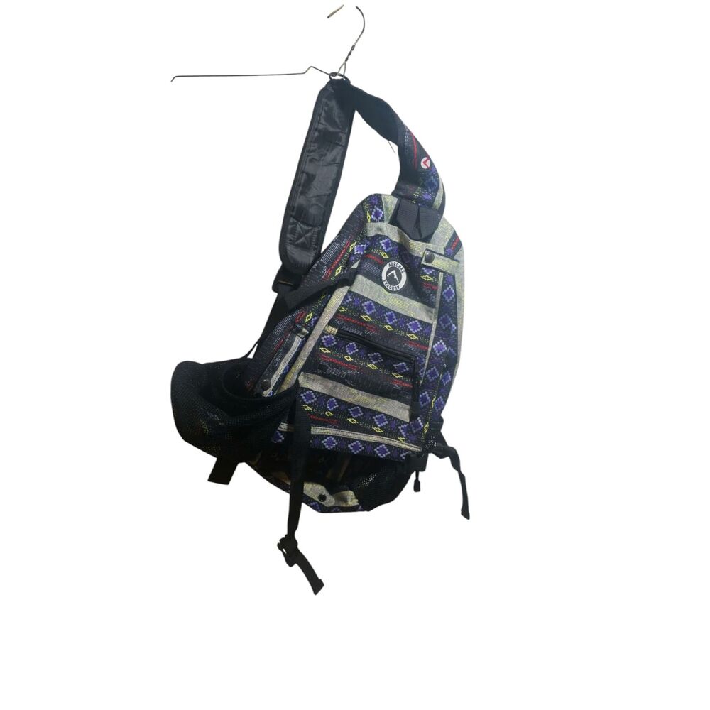 AURORAE Yoga Mat/Gym Cross-Body Travel Sling Pack